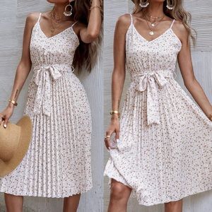 Floral print belted dress